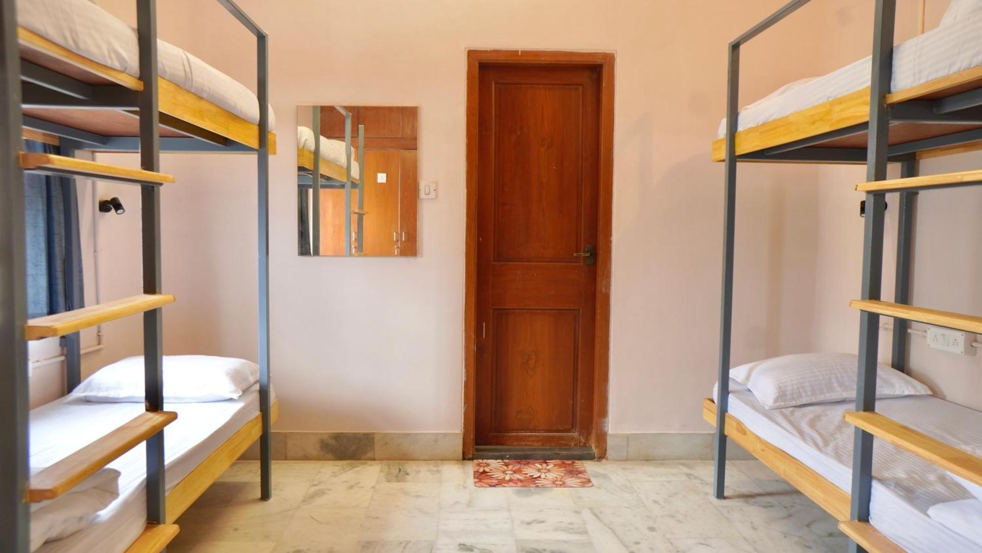 Roambay - Gokulam Hostel Mysore Ngoại thất bức ảnh