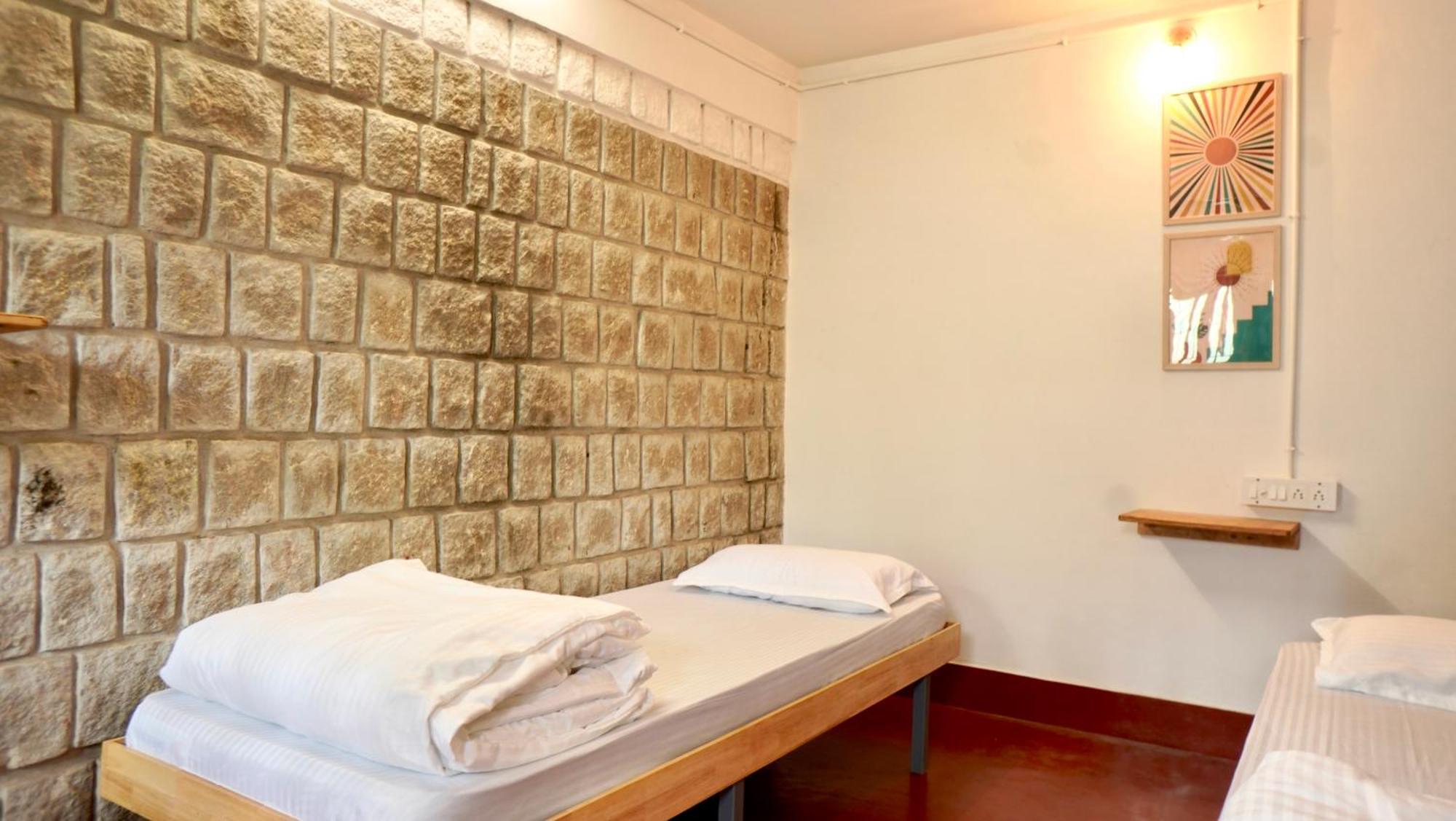 Roambay - Gokulam Hostel Mysore Ngoại thất bức ảnh